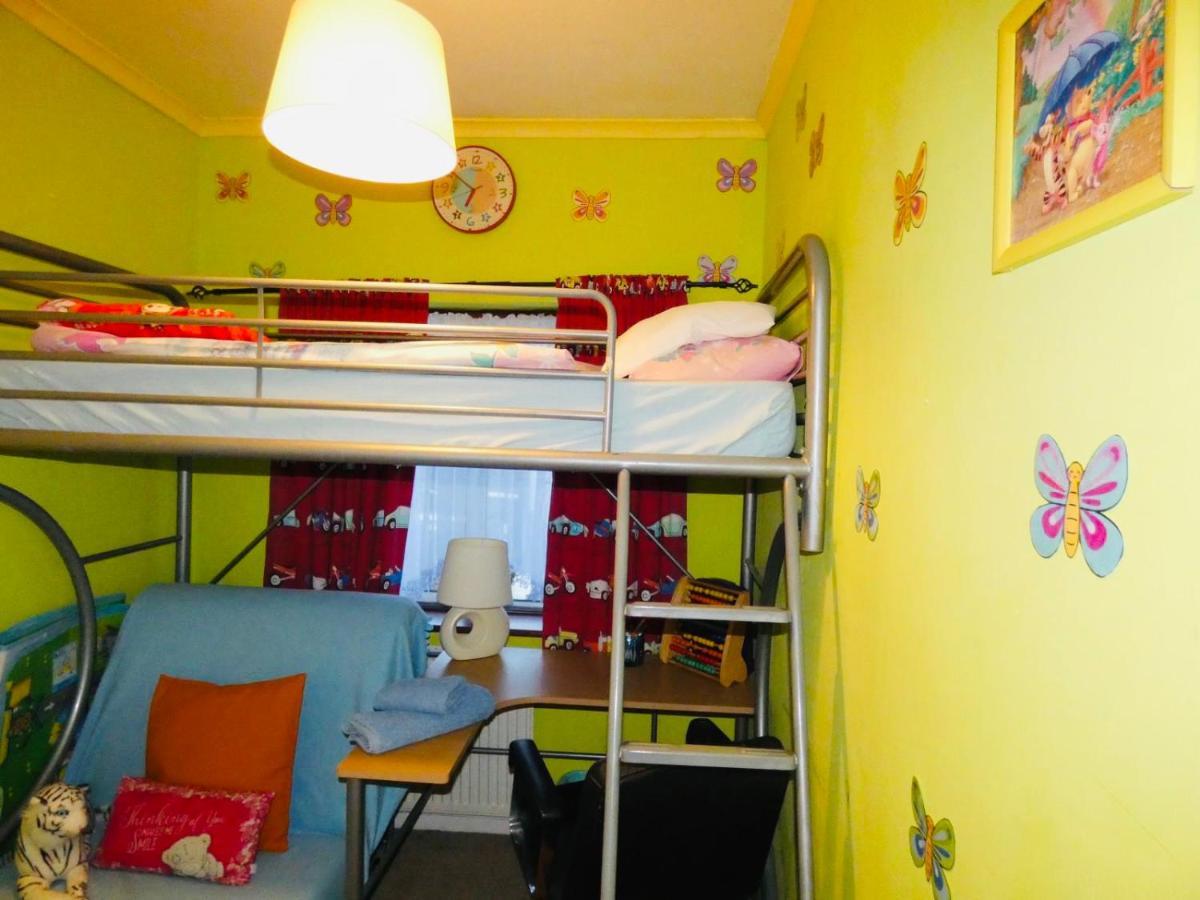 Spacious 3 Bed House With Parking & Good Transport South Norwood Ngoại thất bức ảnh